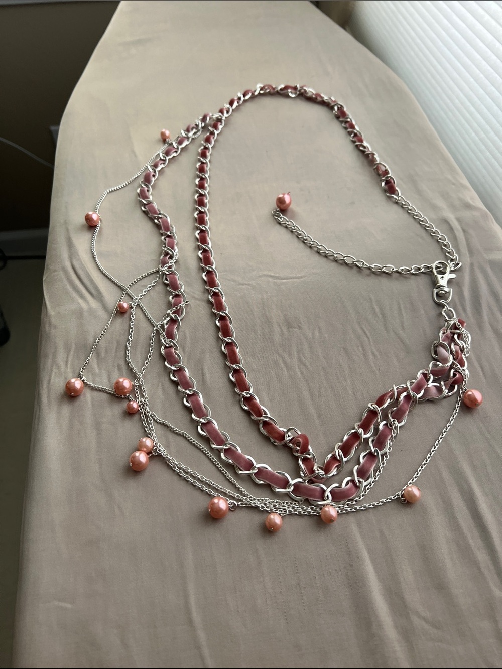 Women's Pink Multi-Layer One Size Chain Belt with Pearl Accents